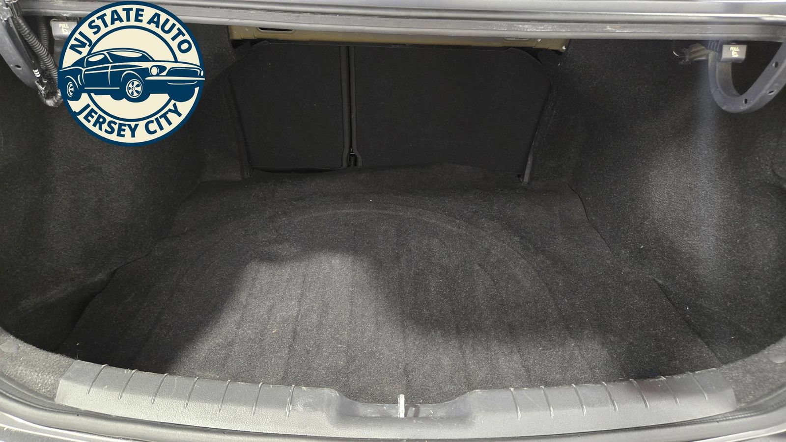 Used 2019 Hyundai Elantra SEL FWD image 30