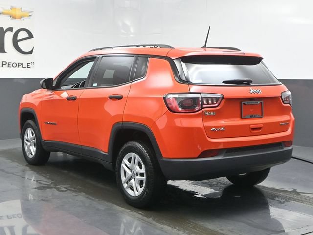 Used 2018 Jeep Compass Sport w/ Cold Weather Group AWD/4WD image 36