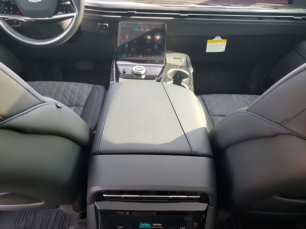New 2026 Cadillac Escalade IQL Luxury w/ LPO, Floor Liner Package AWD/4WD image 28