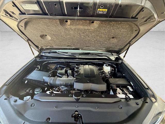 Certified 2023 Toyota 4Runner SR5 AWD/4WD image 16