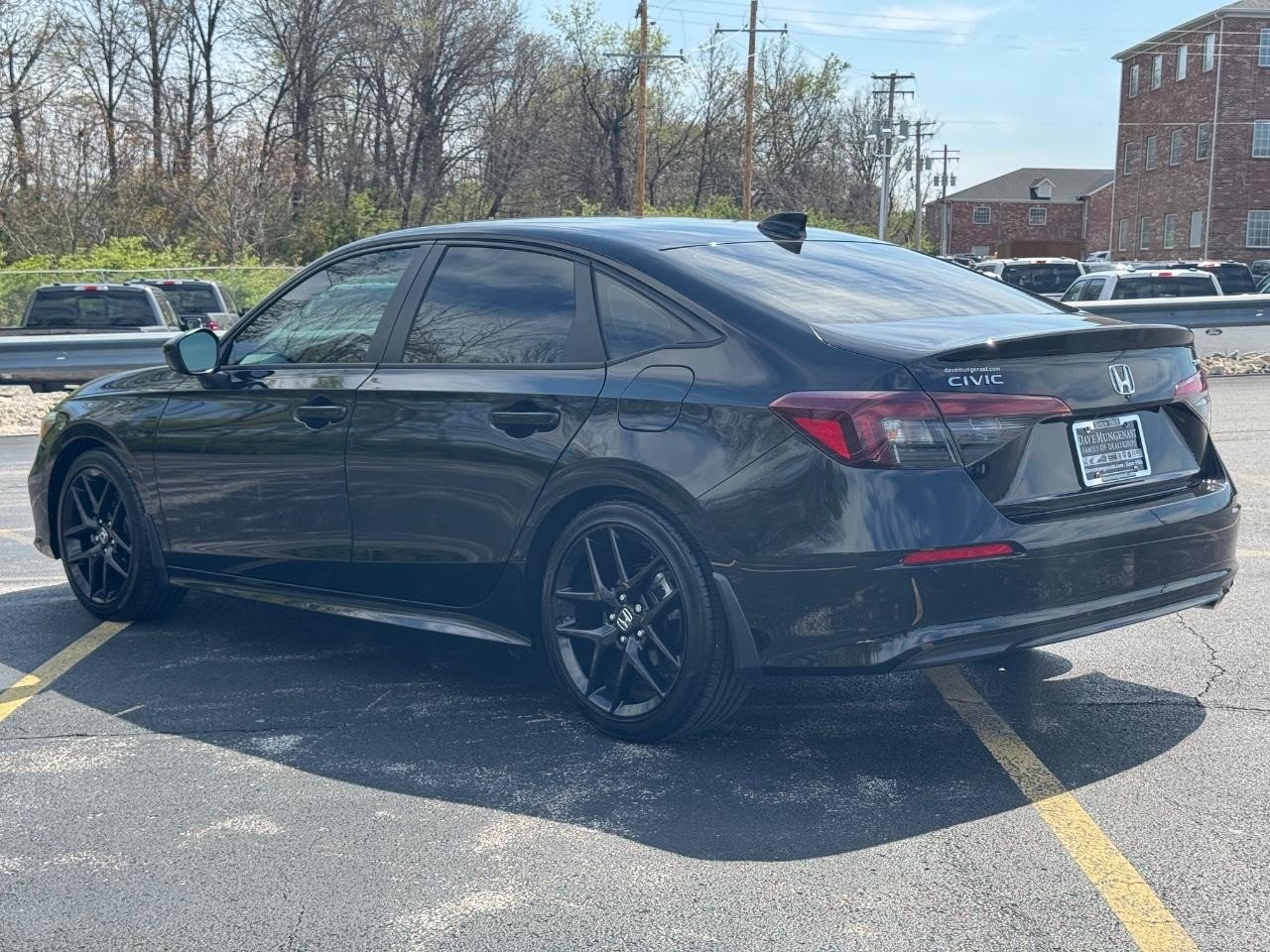 Used 2025 Honda Civic Sport image 7