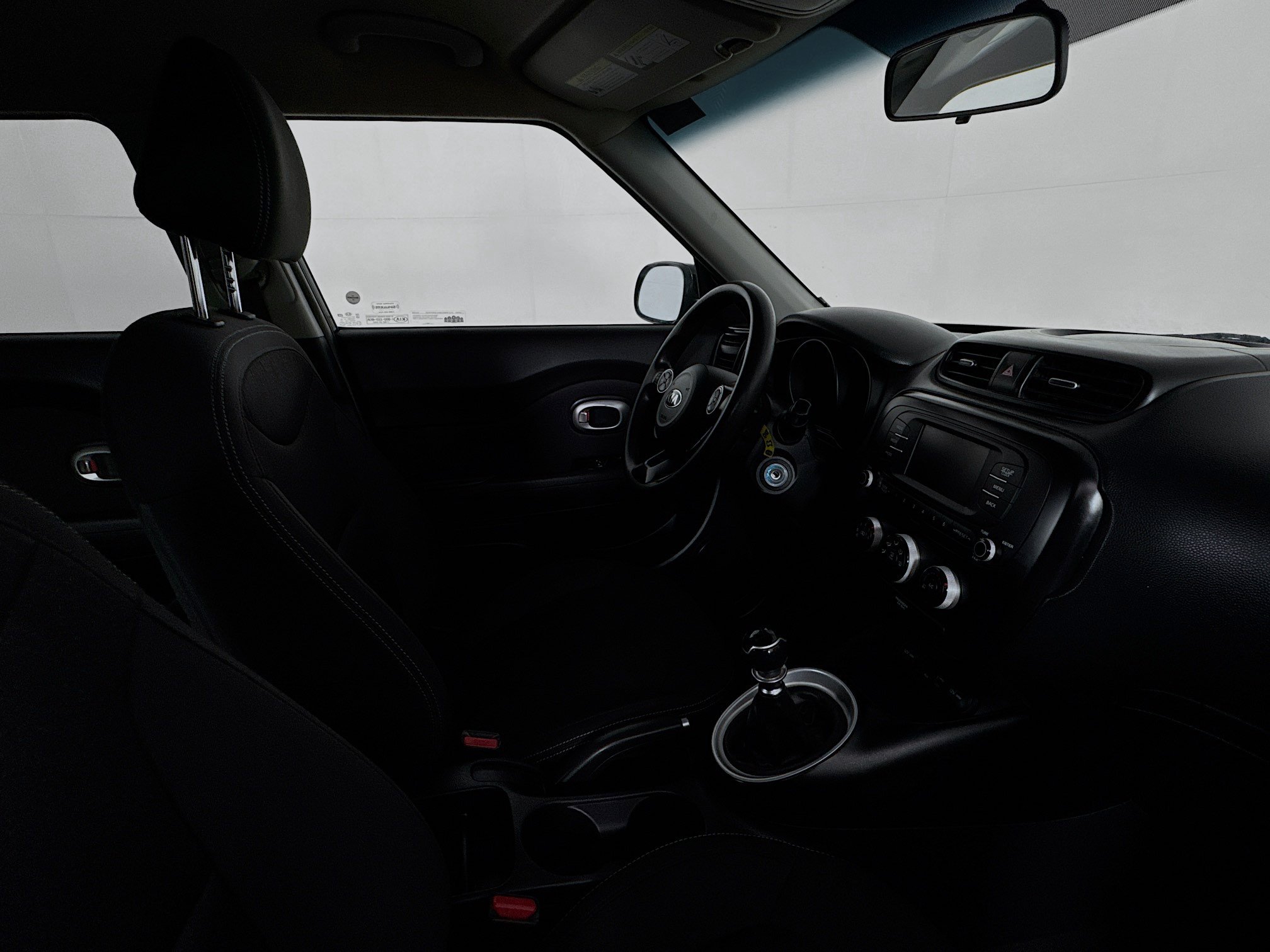 Used 2018 Kia Soul FWD image 25