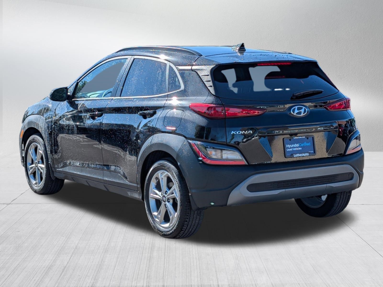 Certified 2023 Hyundai Kona SEL FWD image 5