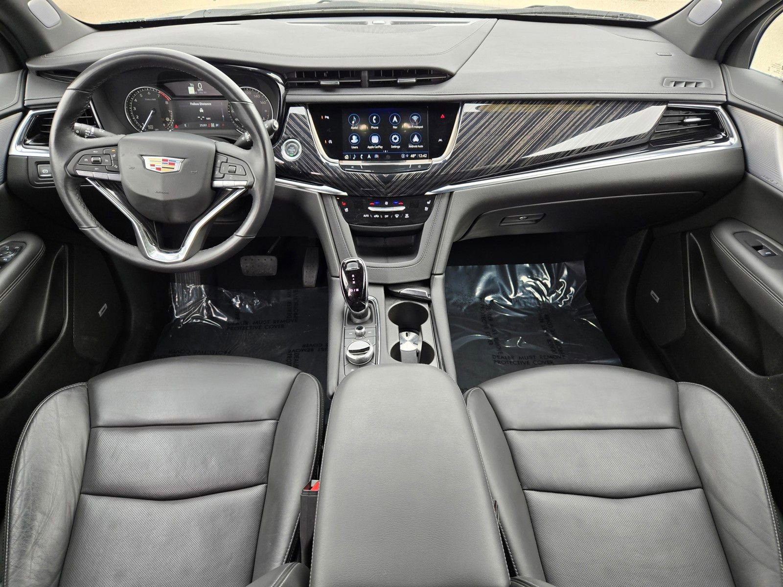 Used 2025 Cadillac XT6 Premium Luxury AWD/4WD image 13