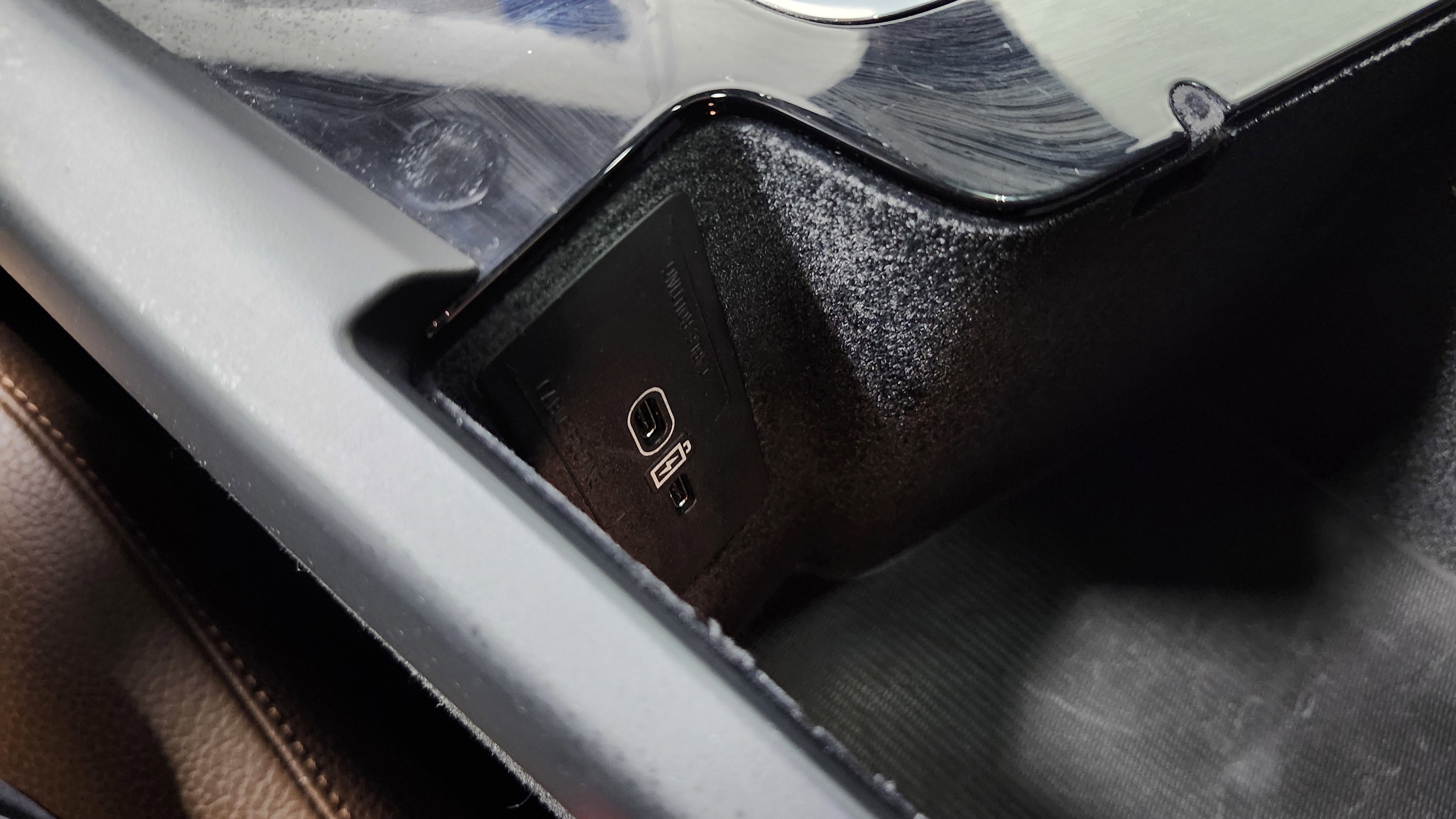 Used 2024 Volvo XC60 B5 Plus image 35