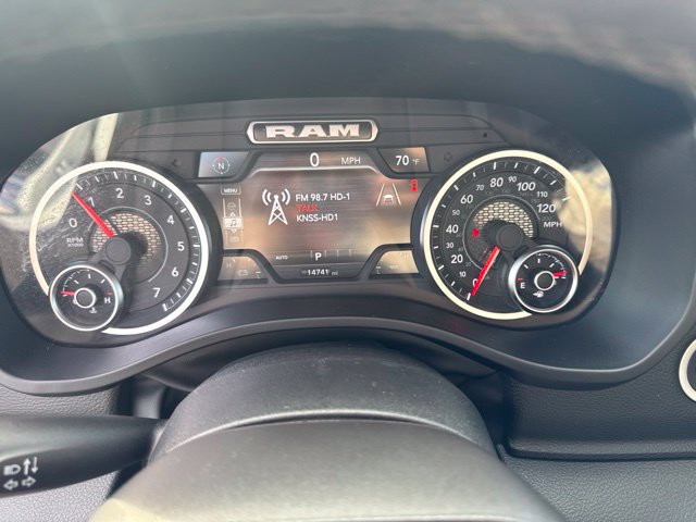 Used 2026 RAM 1500 Laramie AWD/4WD image 13