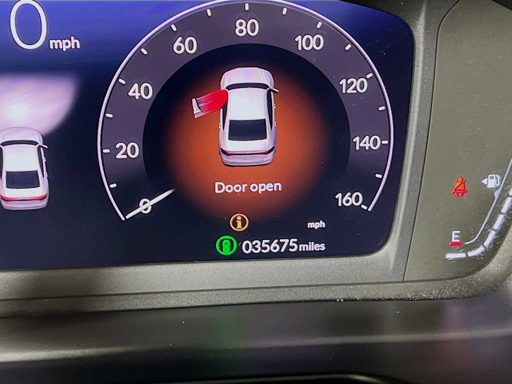 Used 2024 Honda Accord EX image 11