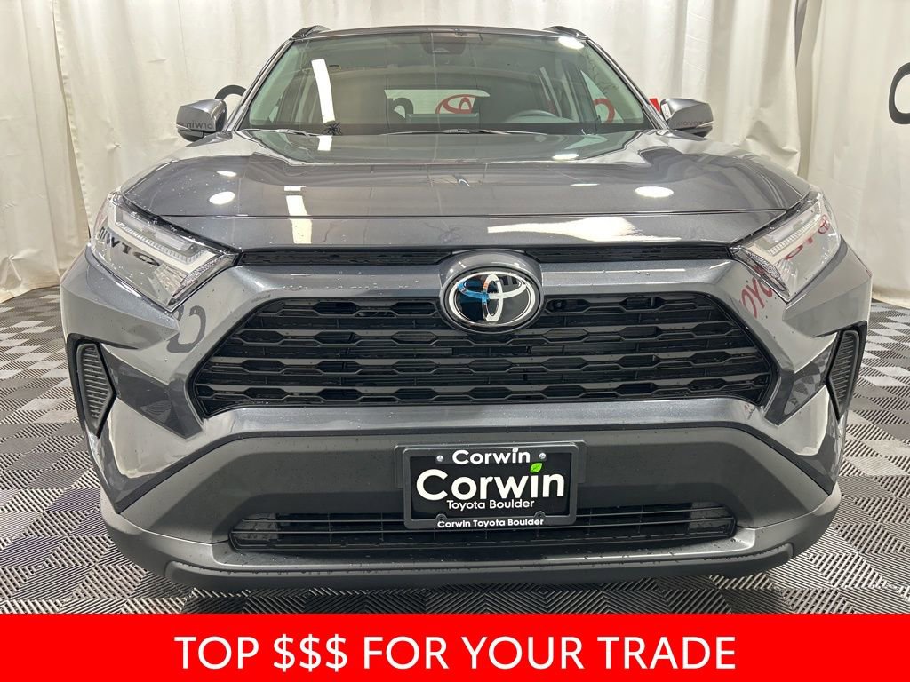 Used 2025 Toyota RAV4 XLE image 2