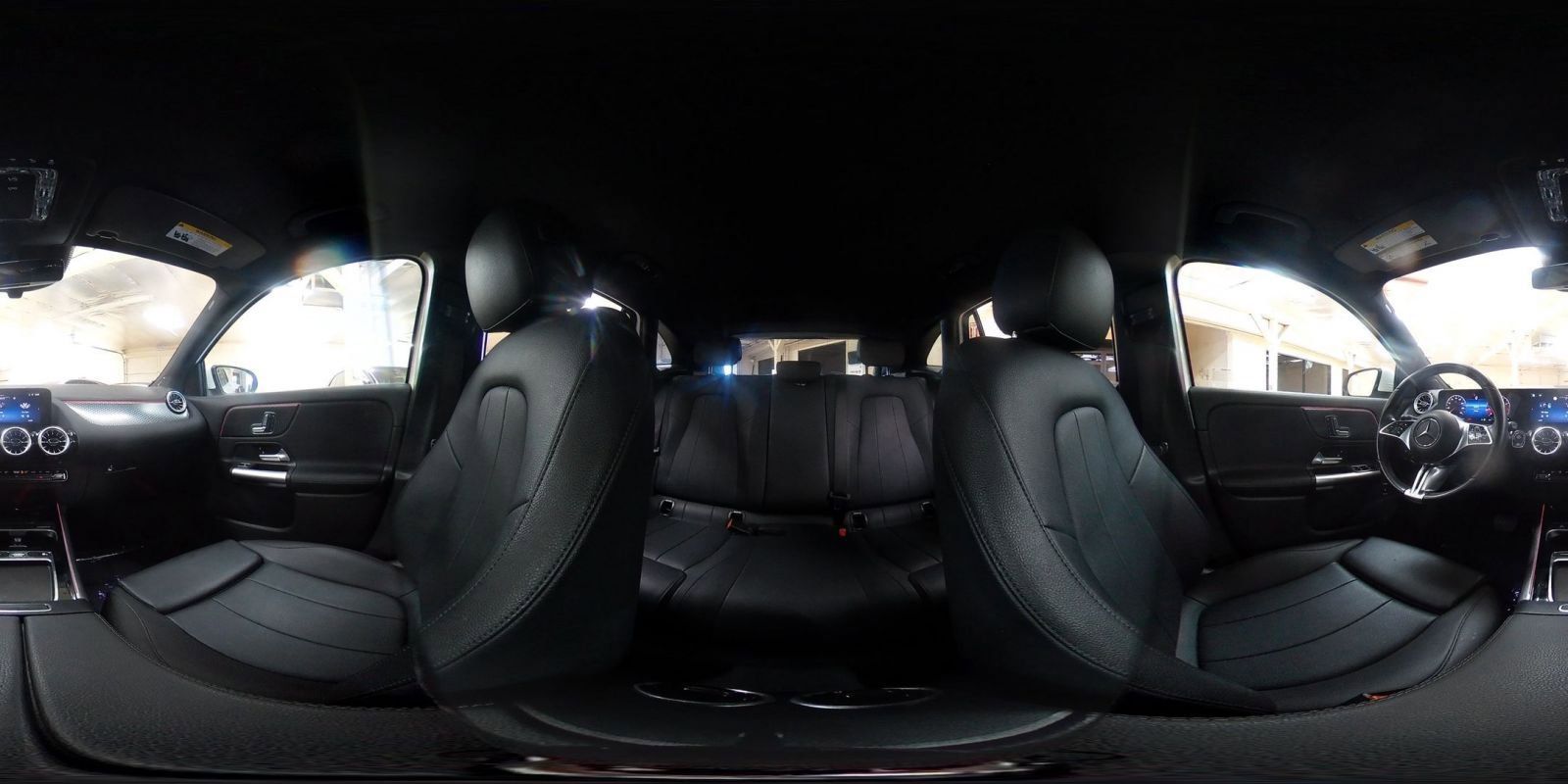 Used 2025 Mercedes-Benz GLA 250 4MATIC image 43