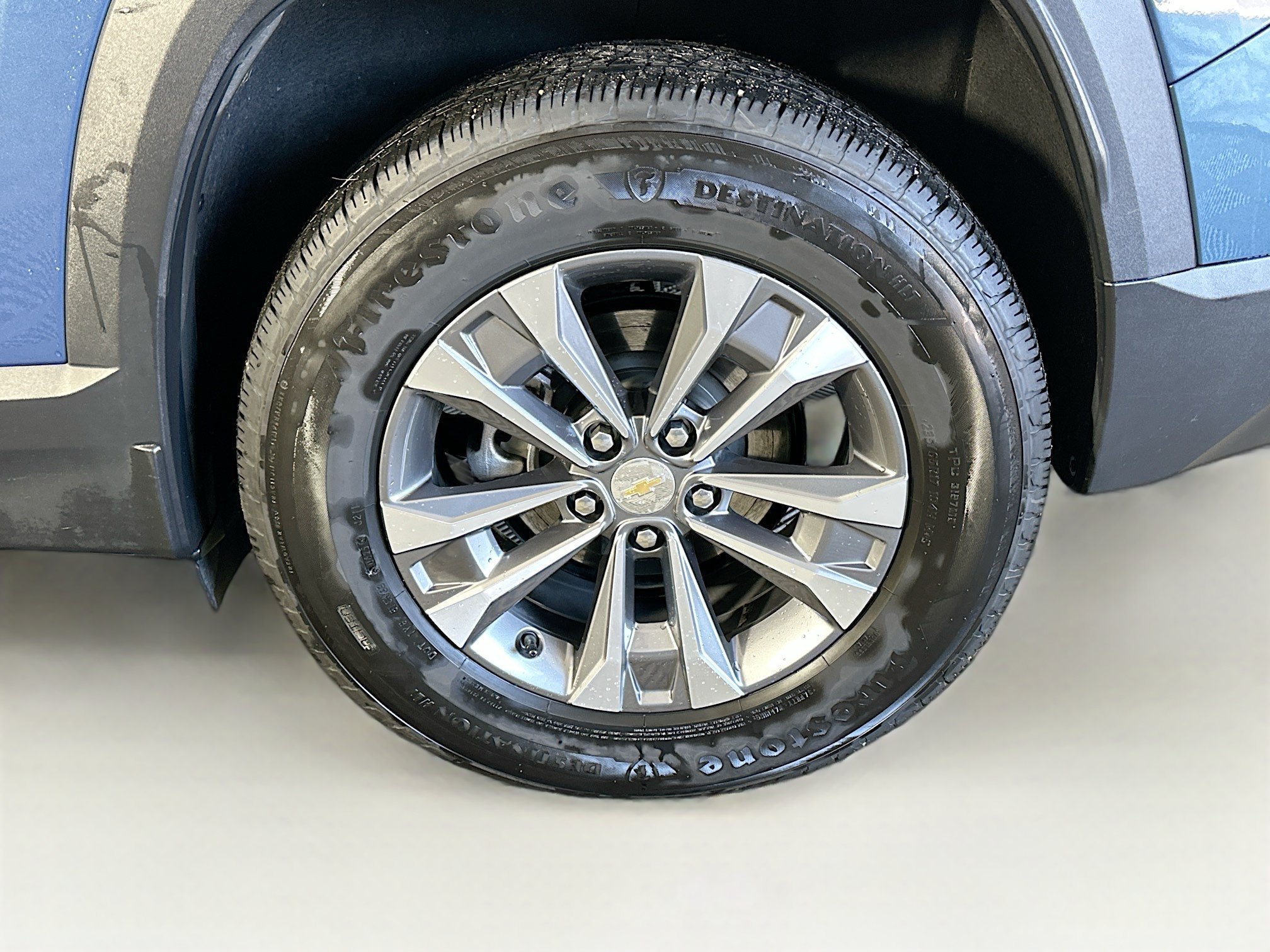 Used 2025 Chevrolet Equinox LT FWD image 11