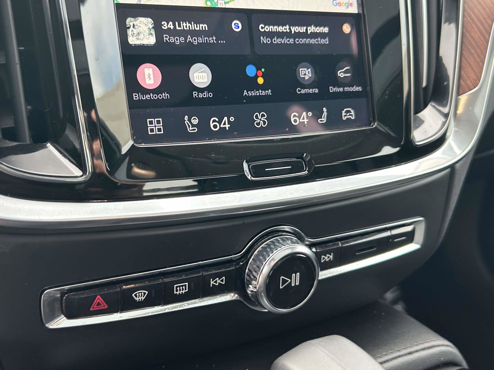 Certified 2025 Volvo S60 T8 Plus AWD/4WD image 25
