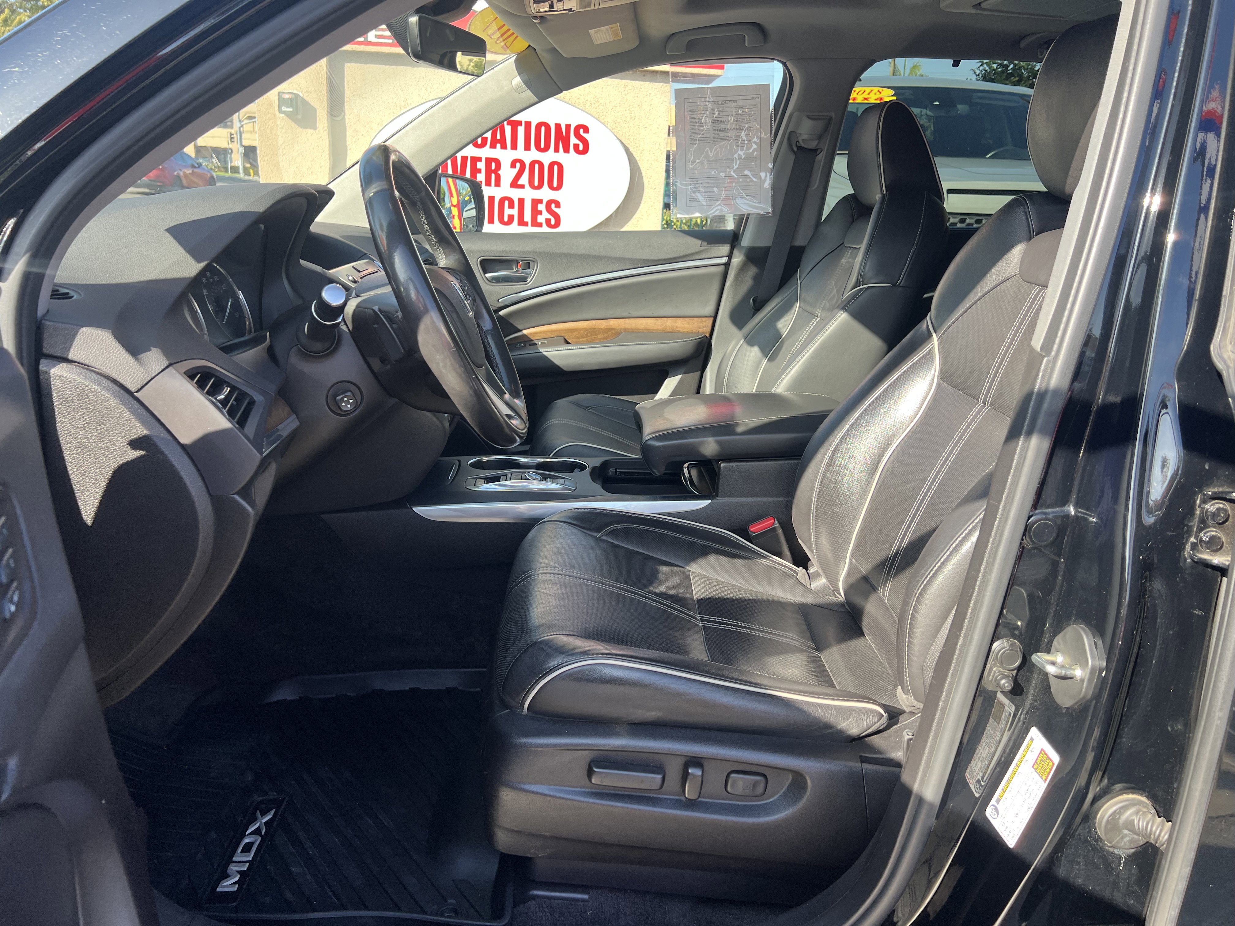 Used 2017 Acura MDX SH-AWD image 15