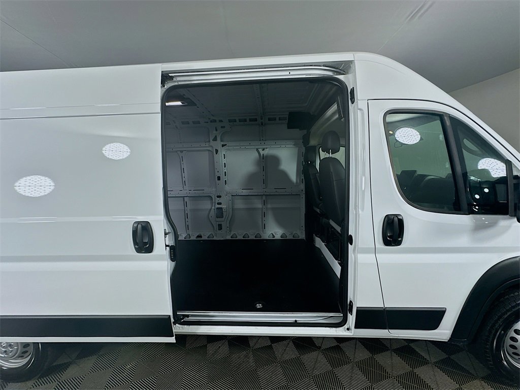 New 2025 RAM ProMaster 2500 w/ Premium Convenience Group image 10