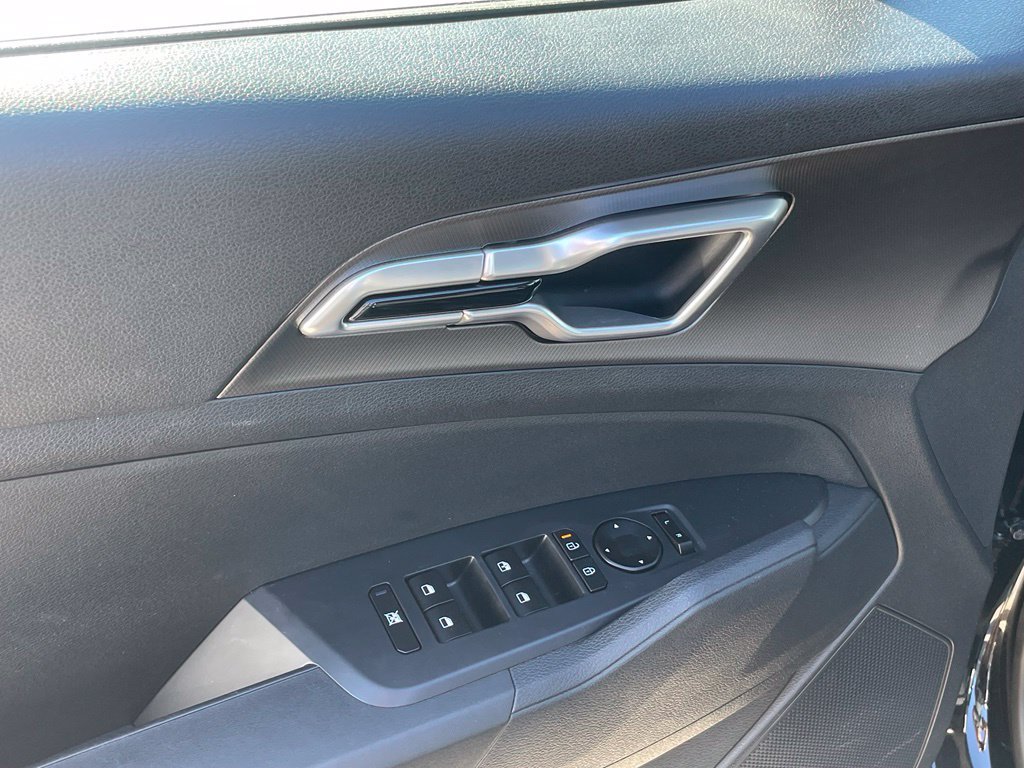 New 2026 Kia Sportage LX FWD image 11