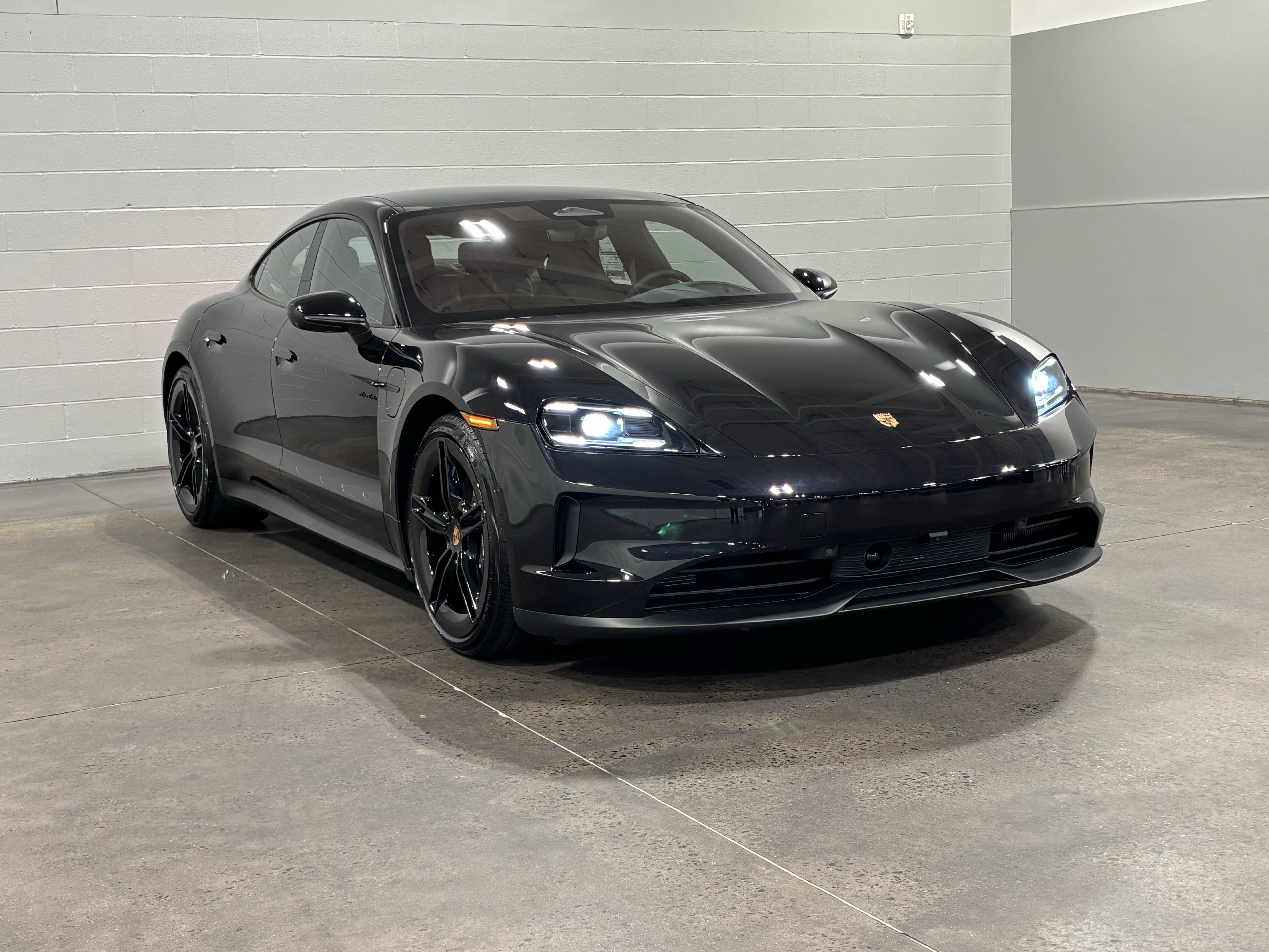 New 2026 Porsche Taycan AWD/4WD image 9