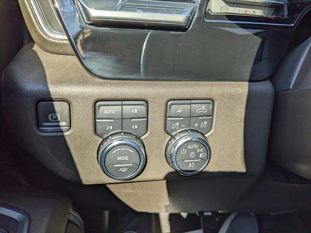 Used 2023 GMC Sierra 1500 SLT w/ SLT Premium Package image 29