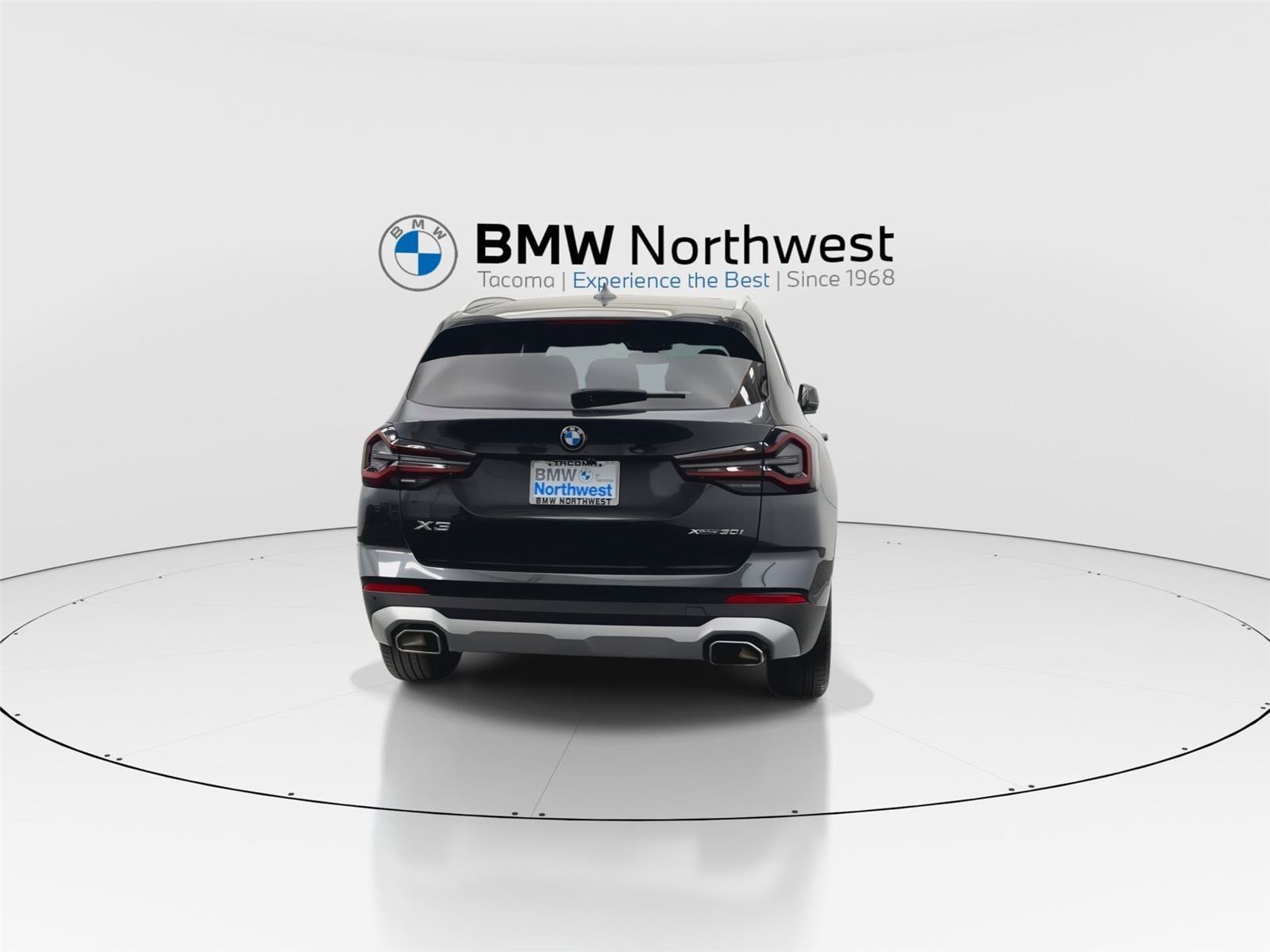 Used 2023 BMW X3 xDrive30i w/ Premium Package w/ZPA AWD/4WD image 2