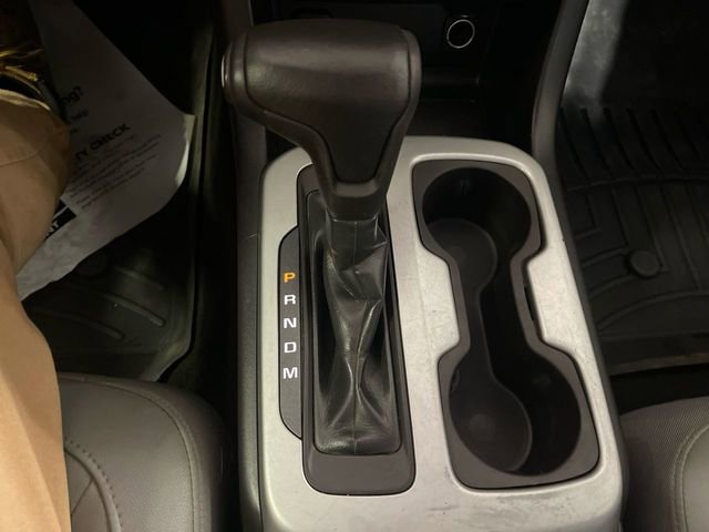 Used 2015 Chevrolet Colorado LT w/ Luxury Package RWD image 19