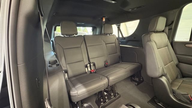 New 2026 Chevrolet Suburban High Country AWD/4WD image 31