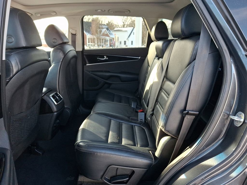 Used 2019 Kia Sorento EX image 9