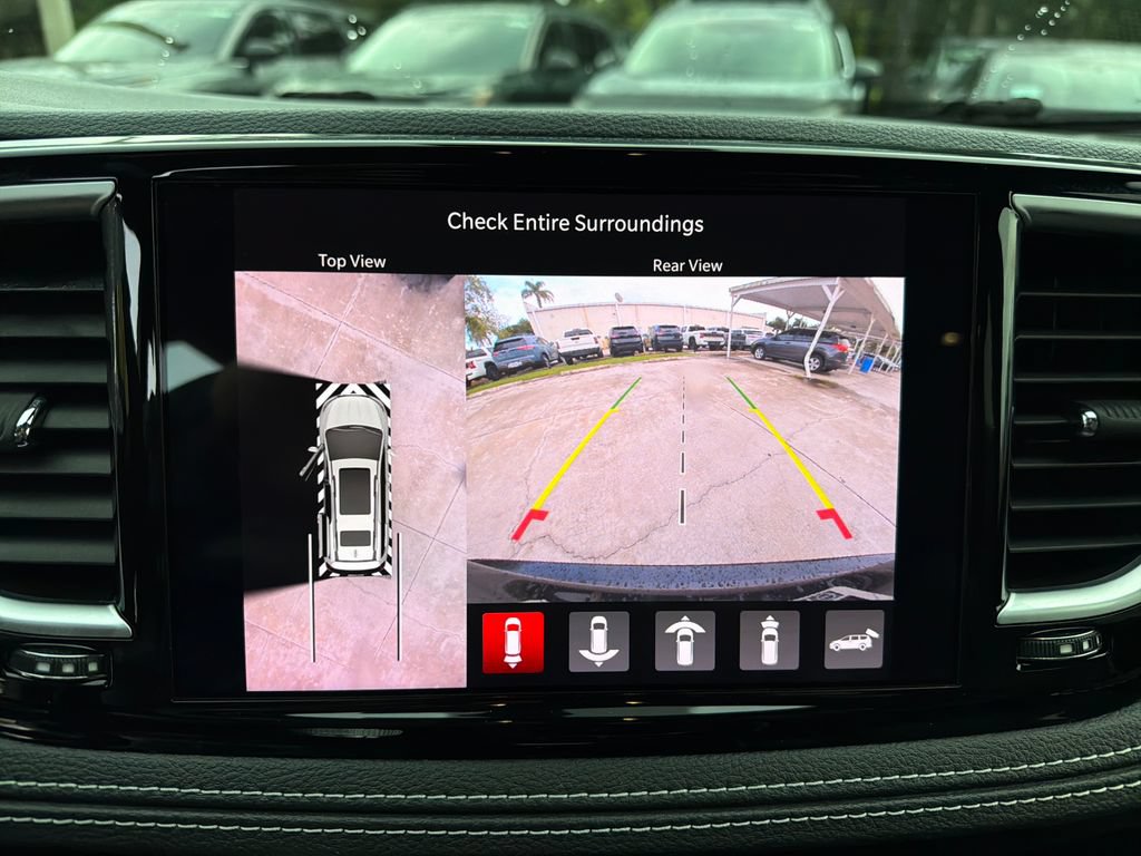 Used 2022 Chrysler Pacifica Limited w/ S Appearance Package FWD image 26