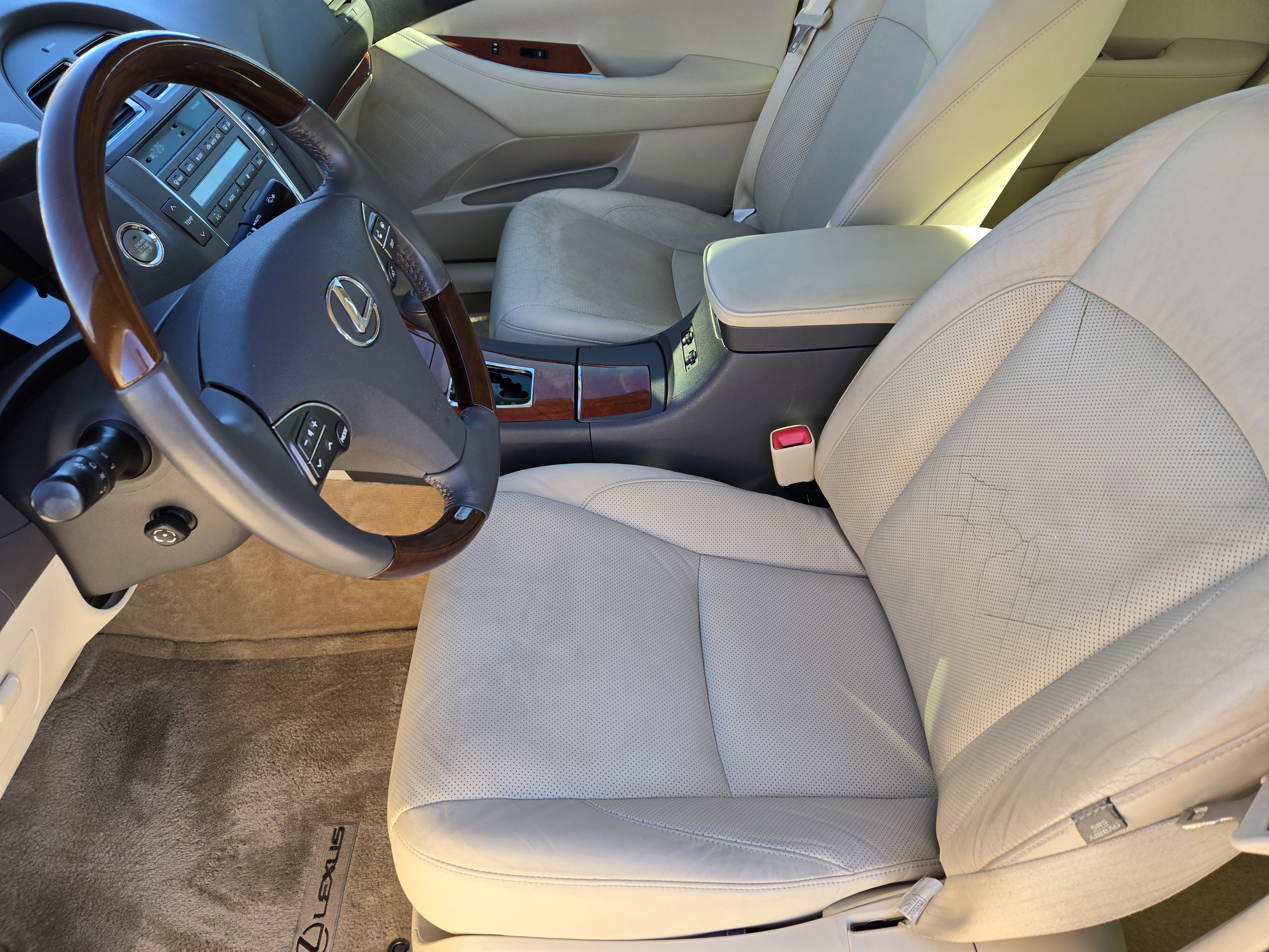 Used 2011 Lexus ES 350 image 17