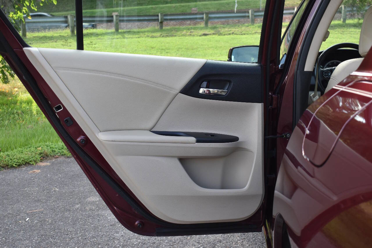 Used 2014 Honda Accord EX-L image 10
