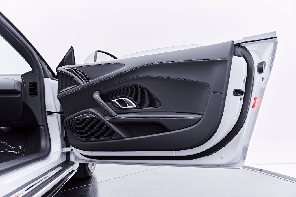 Used 2022 Audi R8 V10 performance w/ Carbon Exterior Package RWD image 45