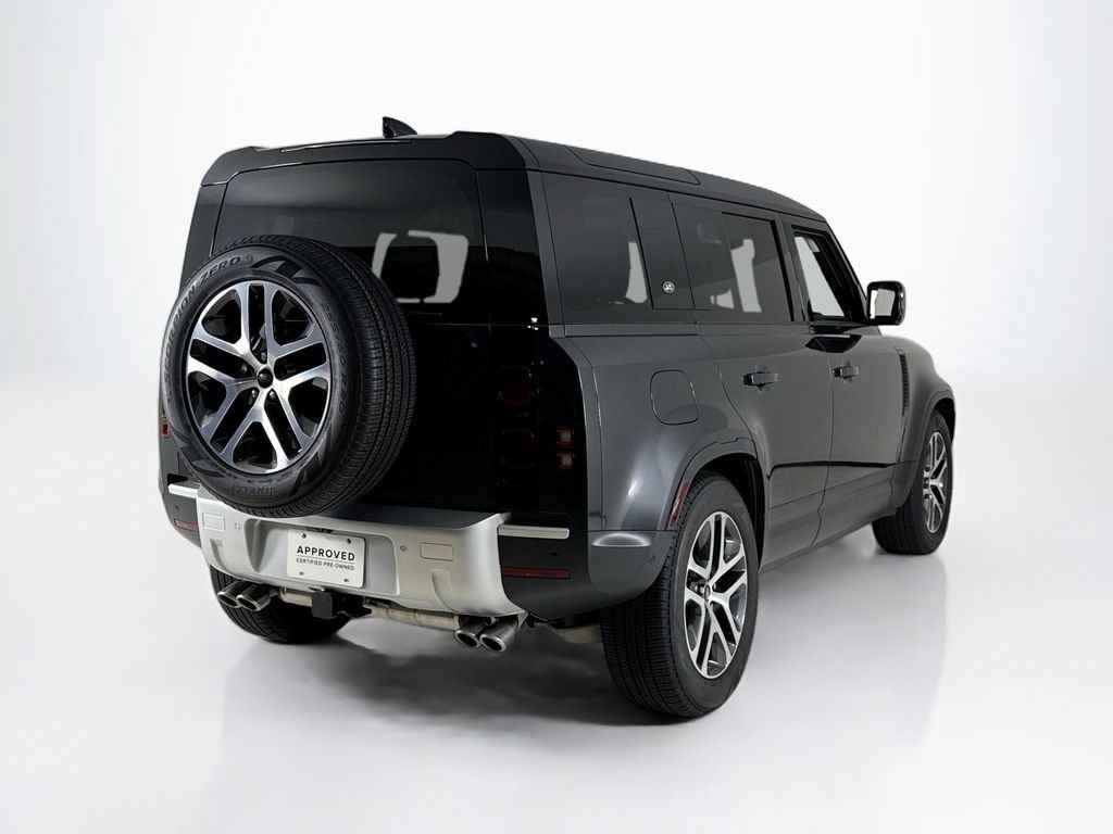 Used 2024 Land Rover Defender 110 SE AWD/4WD image 5