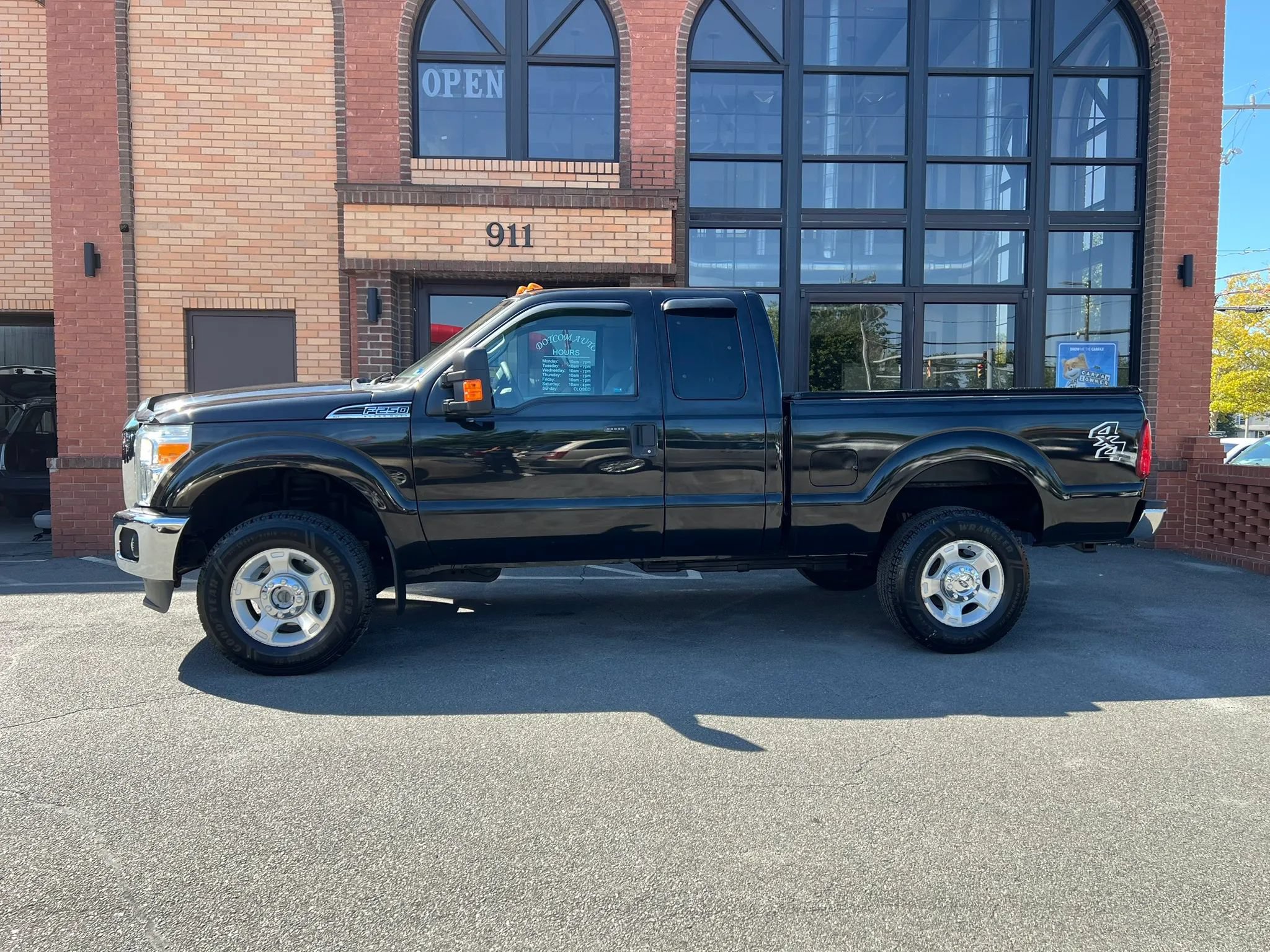 Used 2012 Ford F250 XLT w/ XLT Value Pkg AWD/4WD image 4