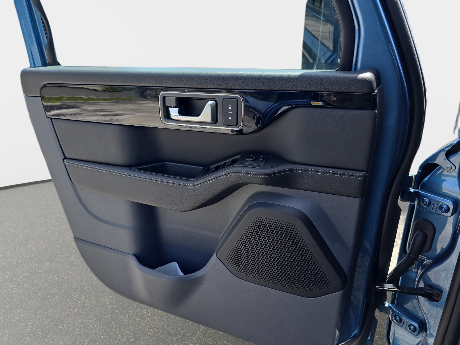New 2026 INEOS Grenadier Station Wagon AWD/4WD image 28