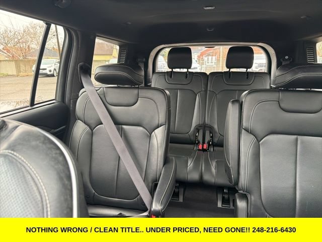 Used 2022 Jeep Grand Cherokee L Overland w/ Luxury Tech Group IV AWD/4WD image 44