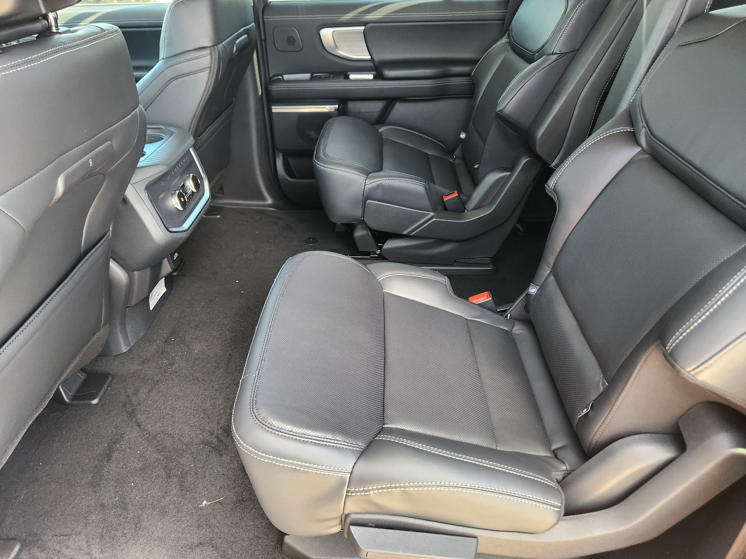 New 2027 Ford Expedition Max Platinum w/ Driver's Package AWD/4WD image 22