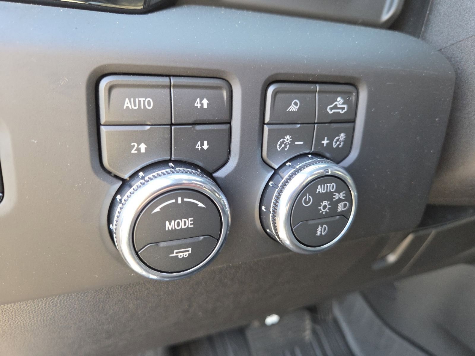 New 2026 GMC Sierra 2500 Denali w/ Denali Reserve Package image 8