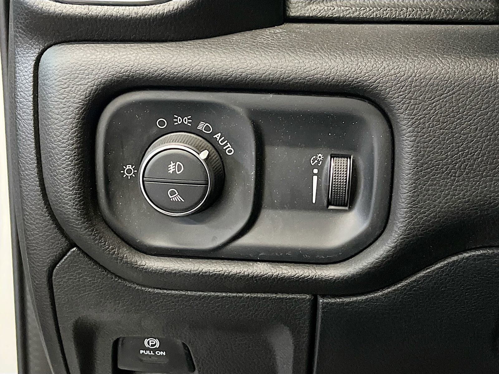 Used 2023 RAM 1500 Big Horn image 10