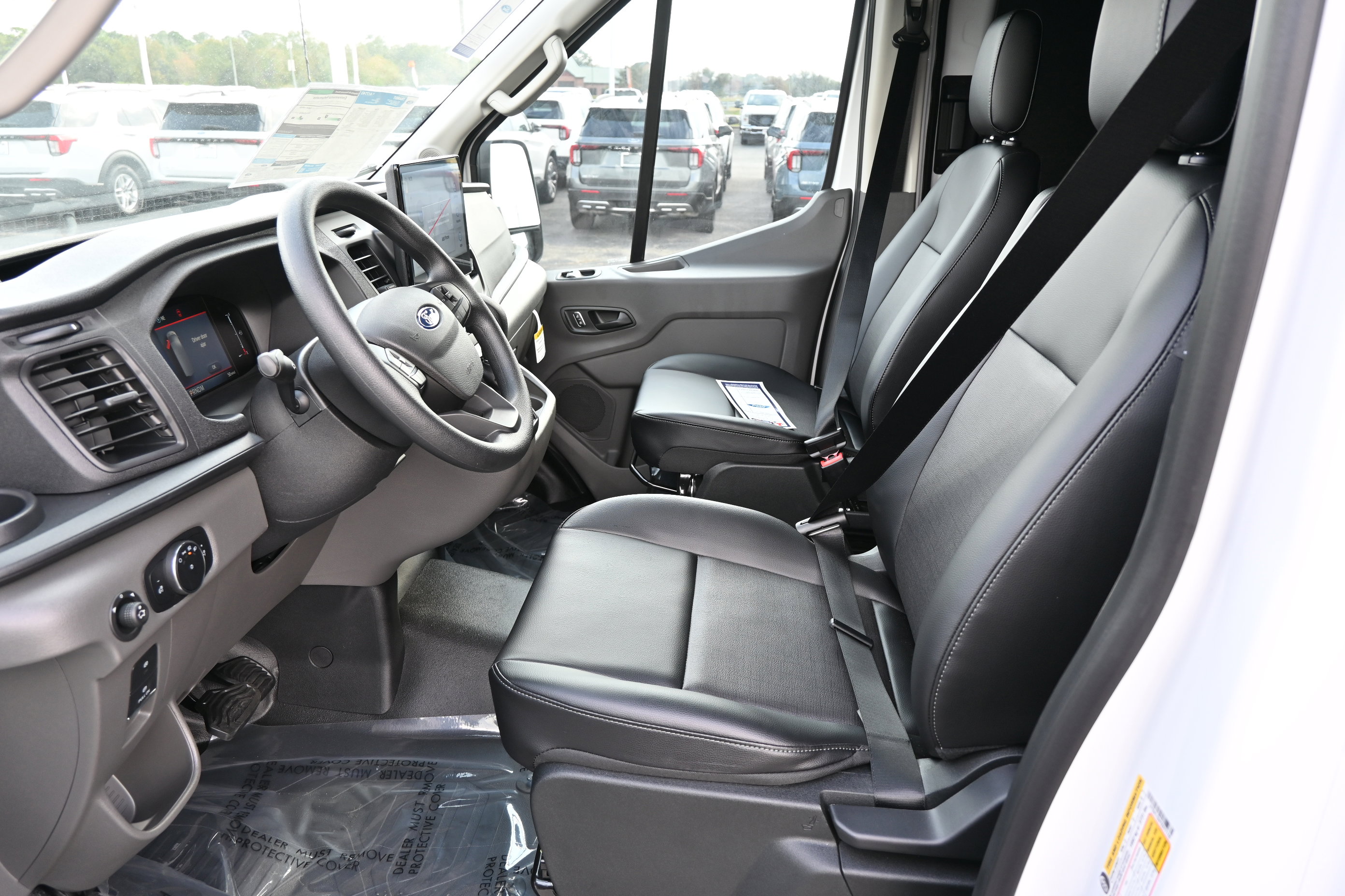 New 2026 Ford Transit 250 148 Medium Roof w/ Load Area Protection Package image 15