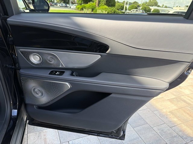 New 2026 Lincoln Nautilus Reserve AWD/4WD image 21