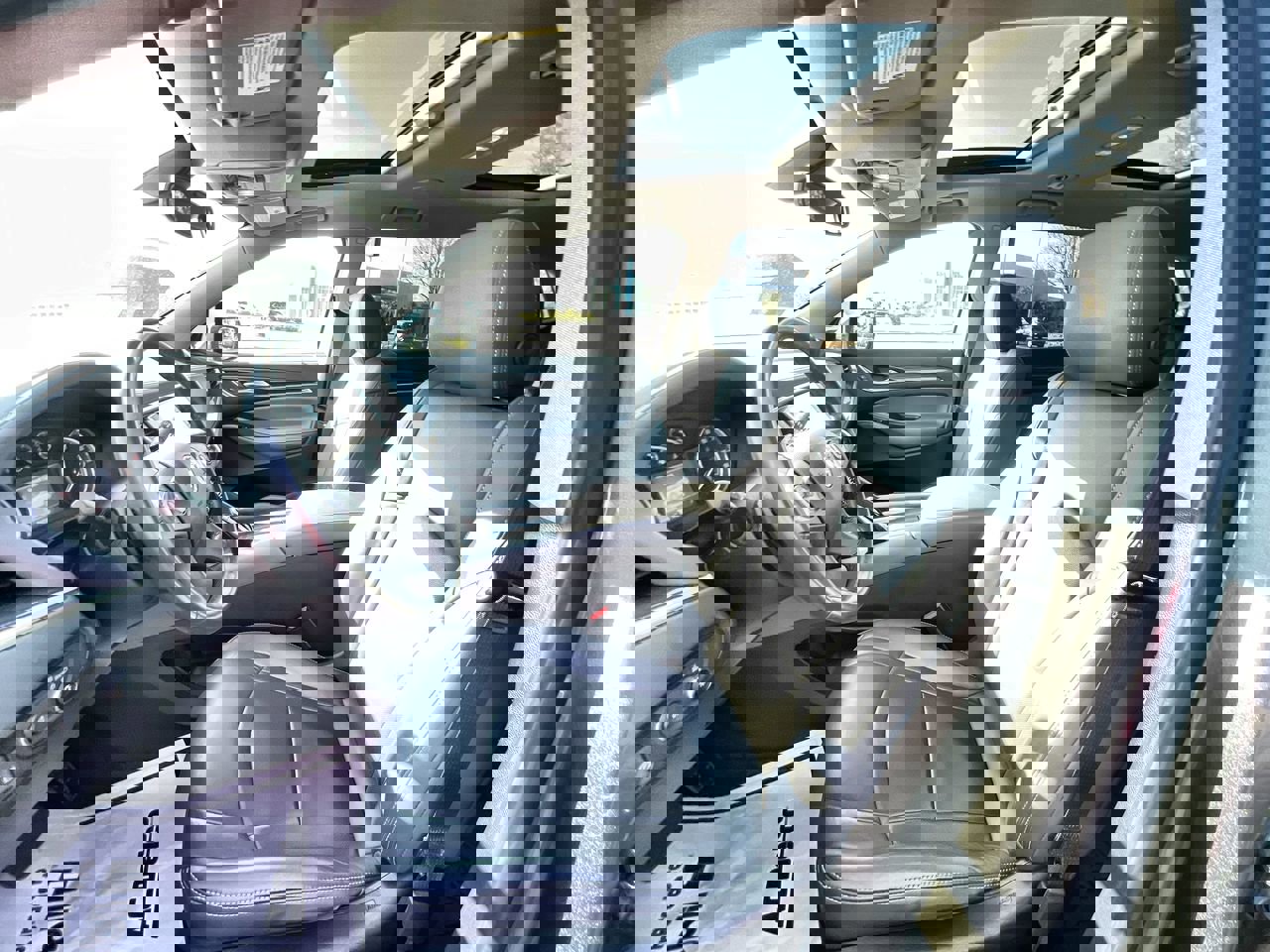 Used 2021 Buick Enclave Essence w/ Sound and Sites Package image 19