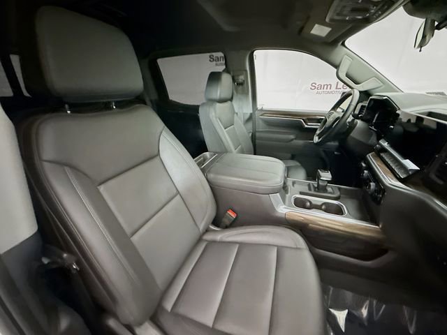 Used 2025 Chevrolet Silverado 1500 LT Trail Boss w/ Convenience Package II AWD/4WD image 31