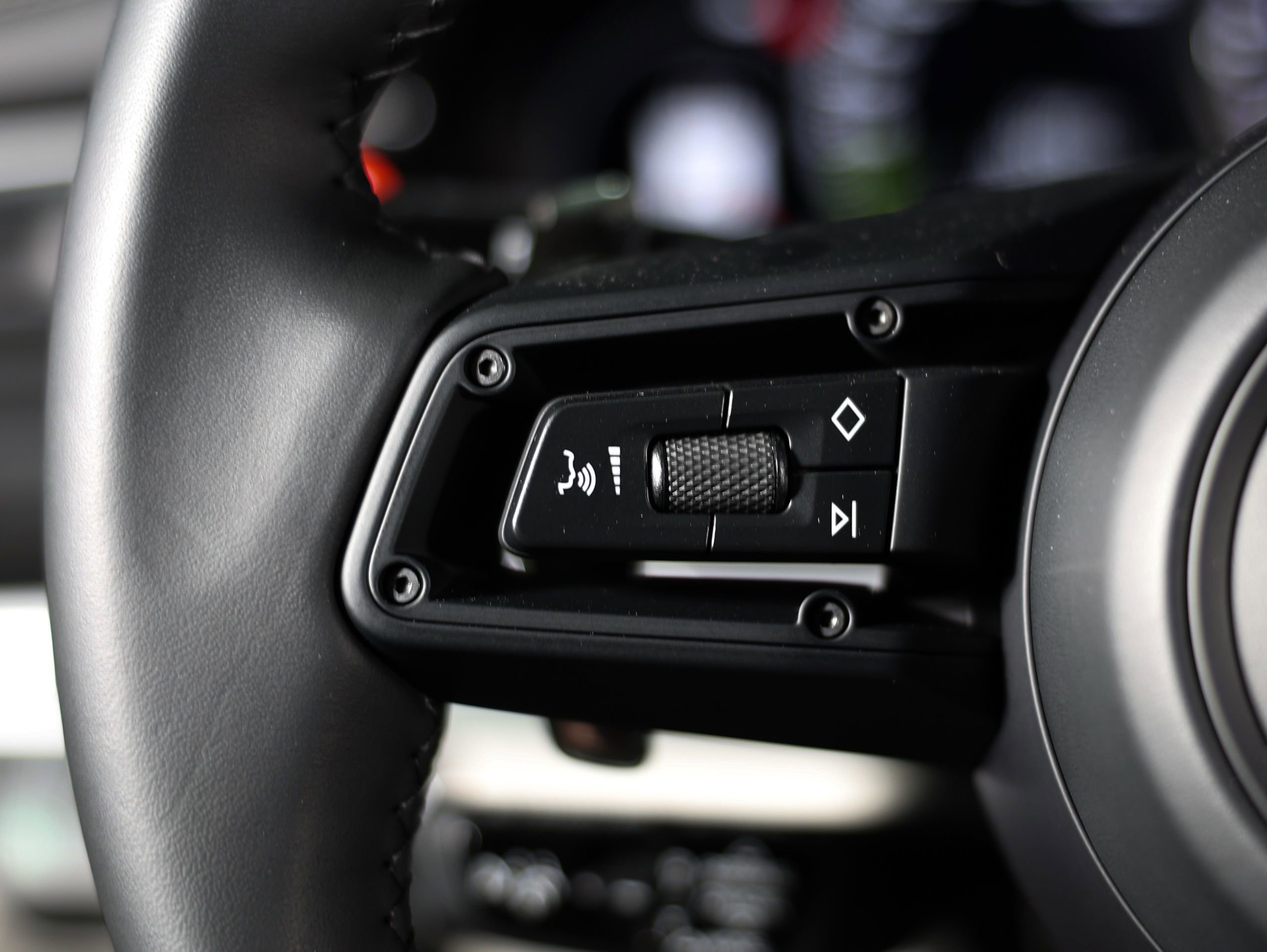 Used 2023 Porsche Panamera Turbo S image 45