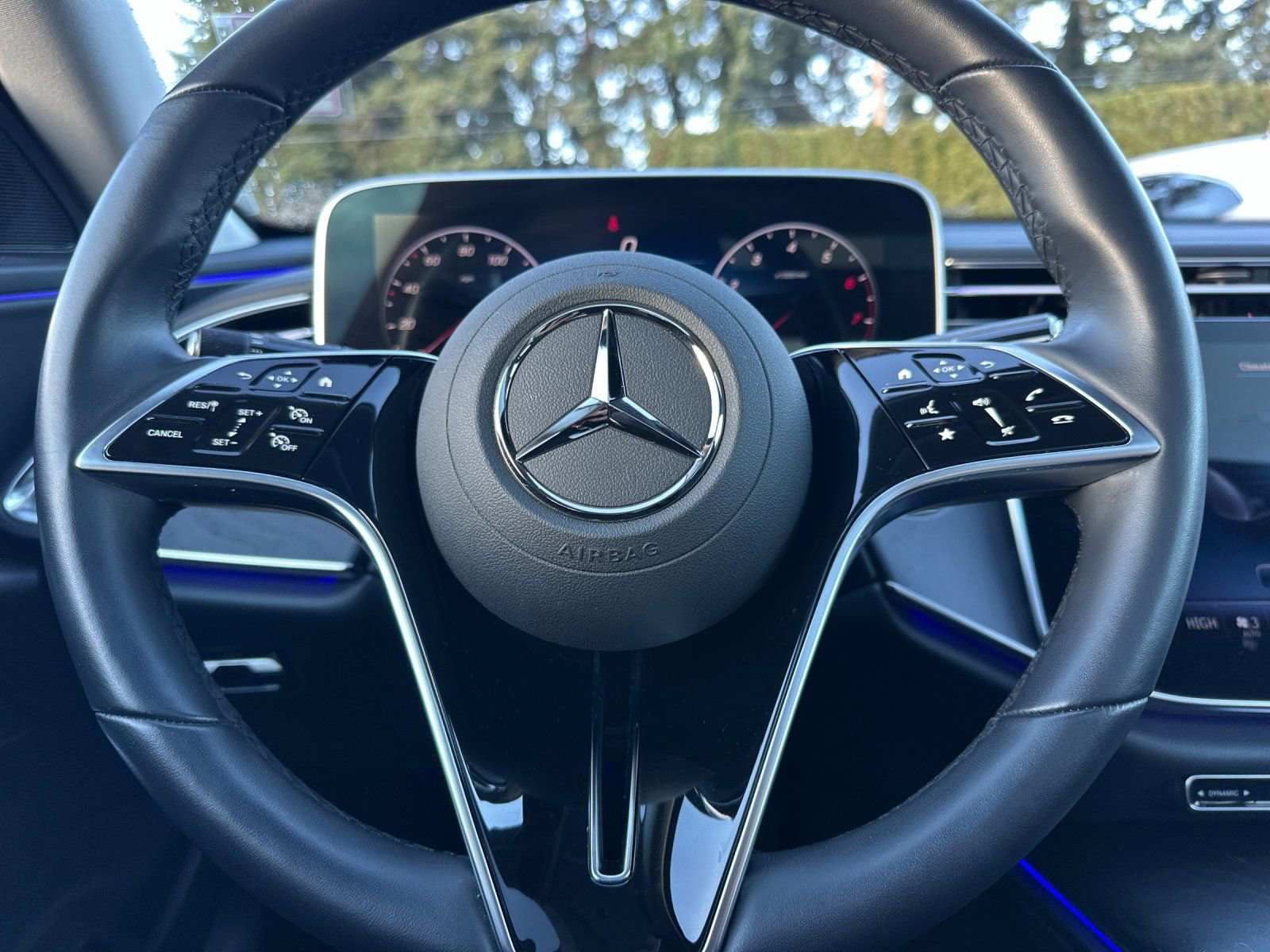 Certified 2025 Mercedes-Benz E 350 4MATIC Sedan image 22