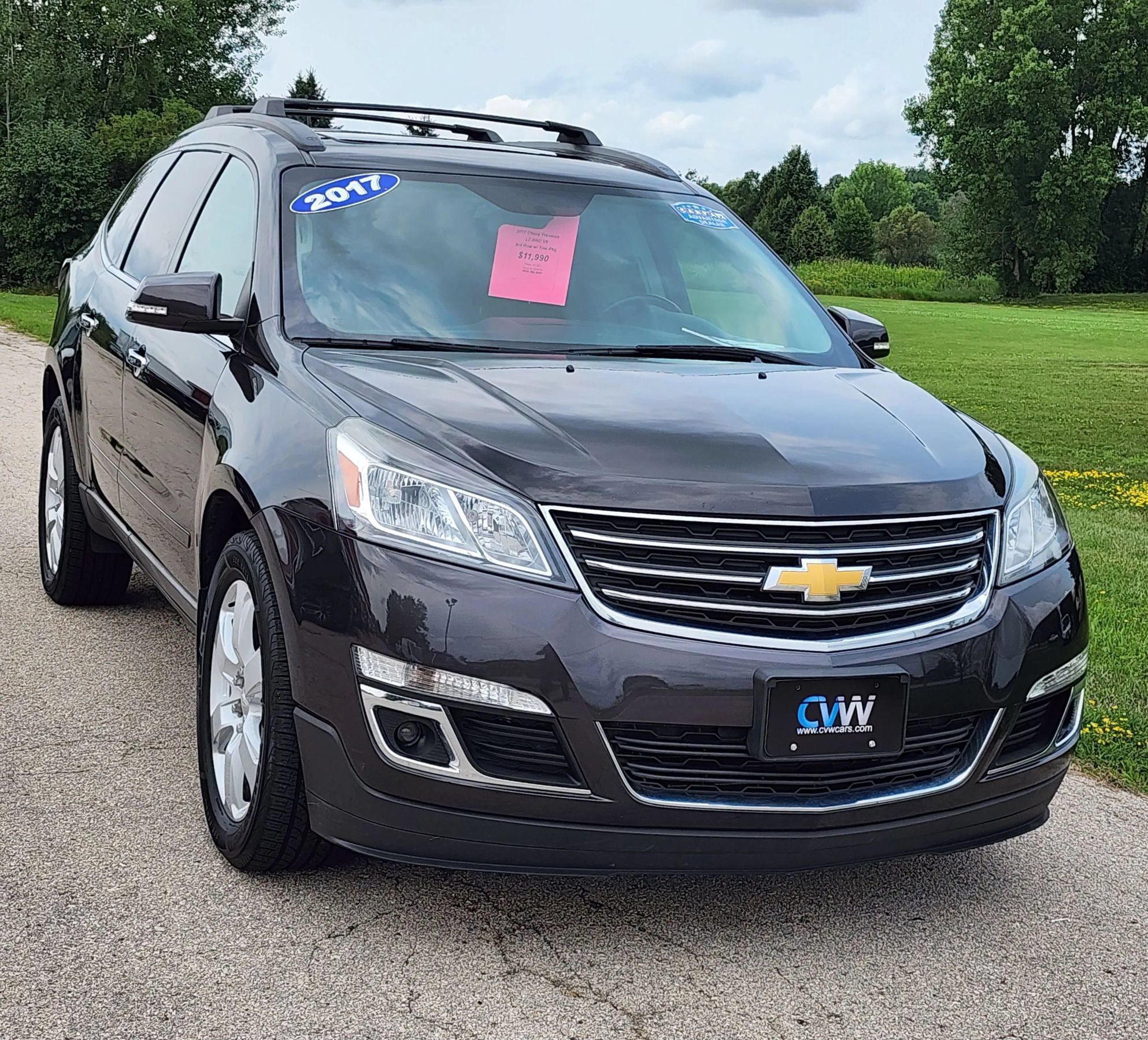Used 2017 Chevrolet Traverse LT w/ Style and Technology Package AWD/4WD image 5