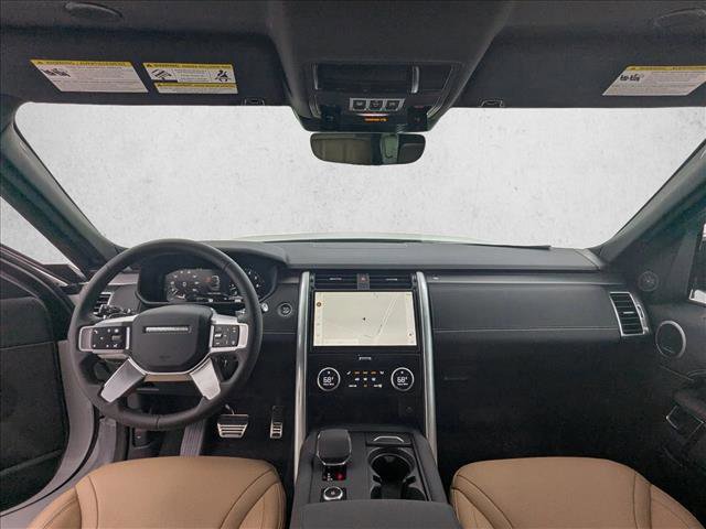 New 2025 Land Rover Discovery Dynamic SE AWD/4WD image 19