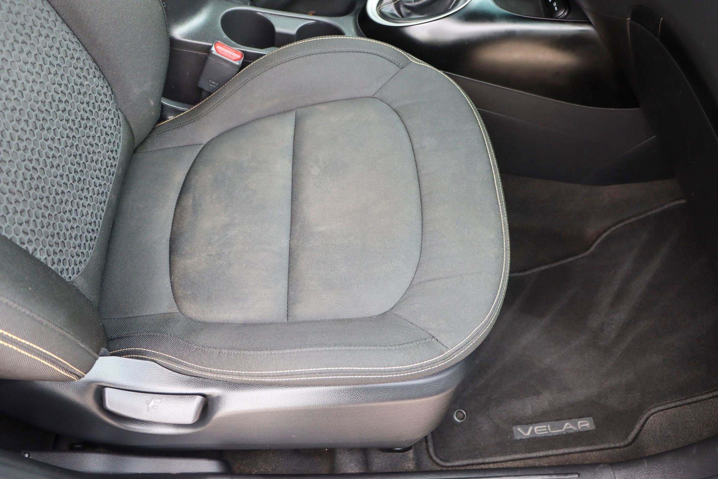 Used 2015 Kia Soul + image 21