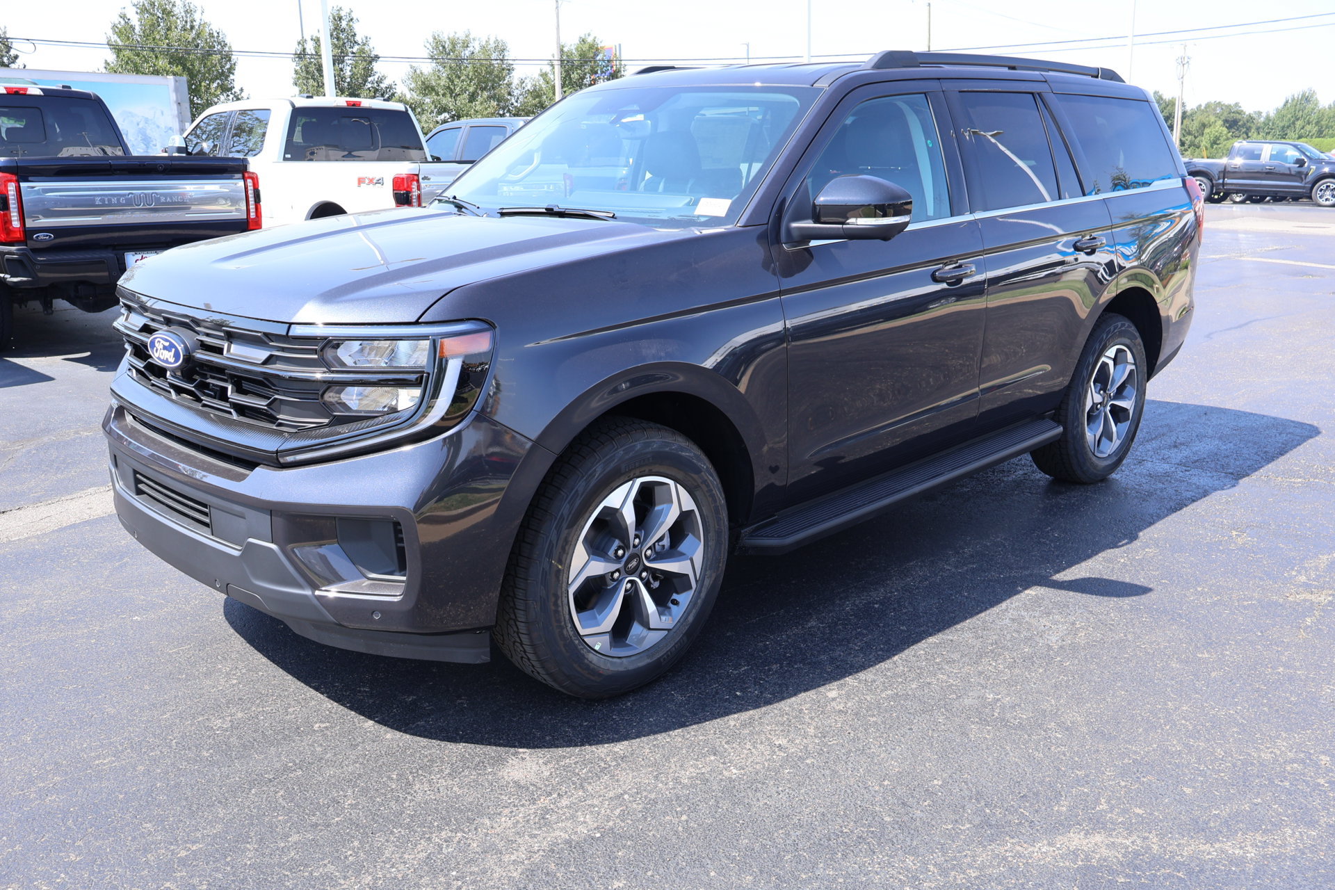 New 2027 Ford Expedition Active AWD/4WD image 11