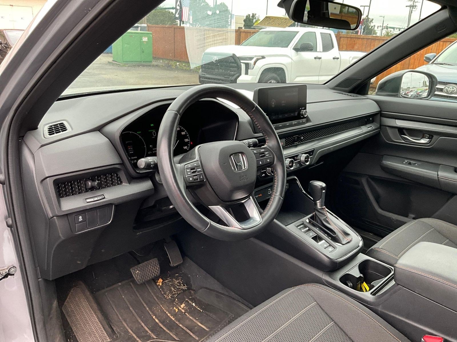 Used 2024 Honda CR-V Sport image 16