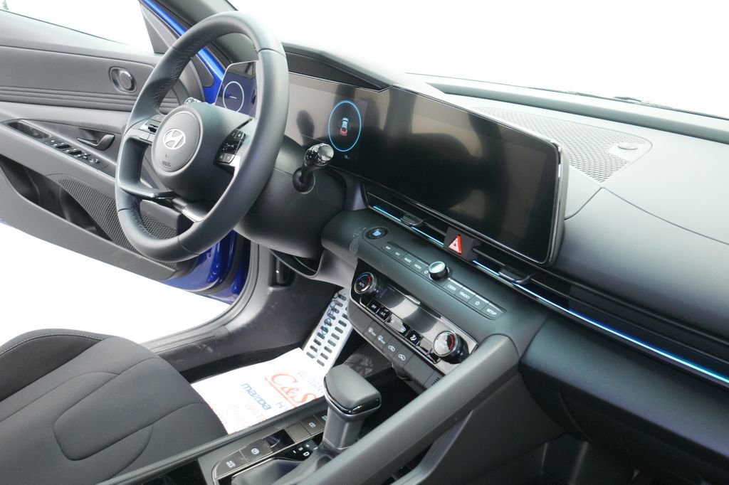 New 2026 Hyundai Elantra Sport image 24