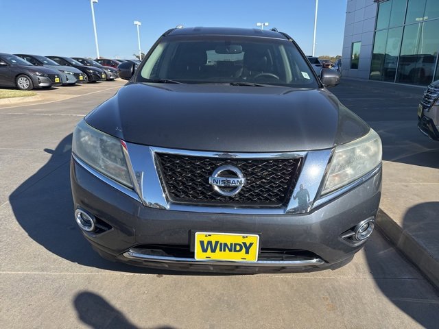 Used 2013 Nissan Pathfinder SL w/ Trailer Tow Pkg image 2