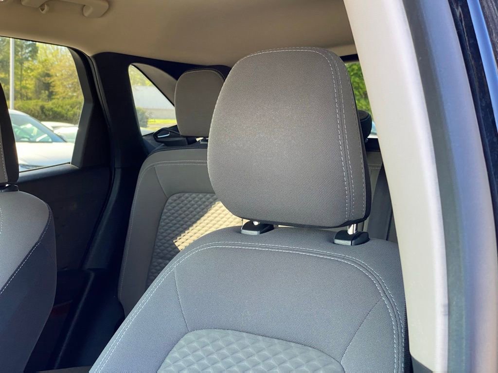 Used 2020 Ford Escape SE image 25