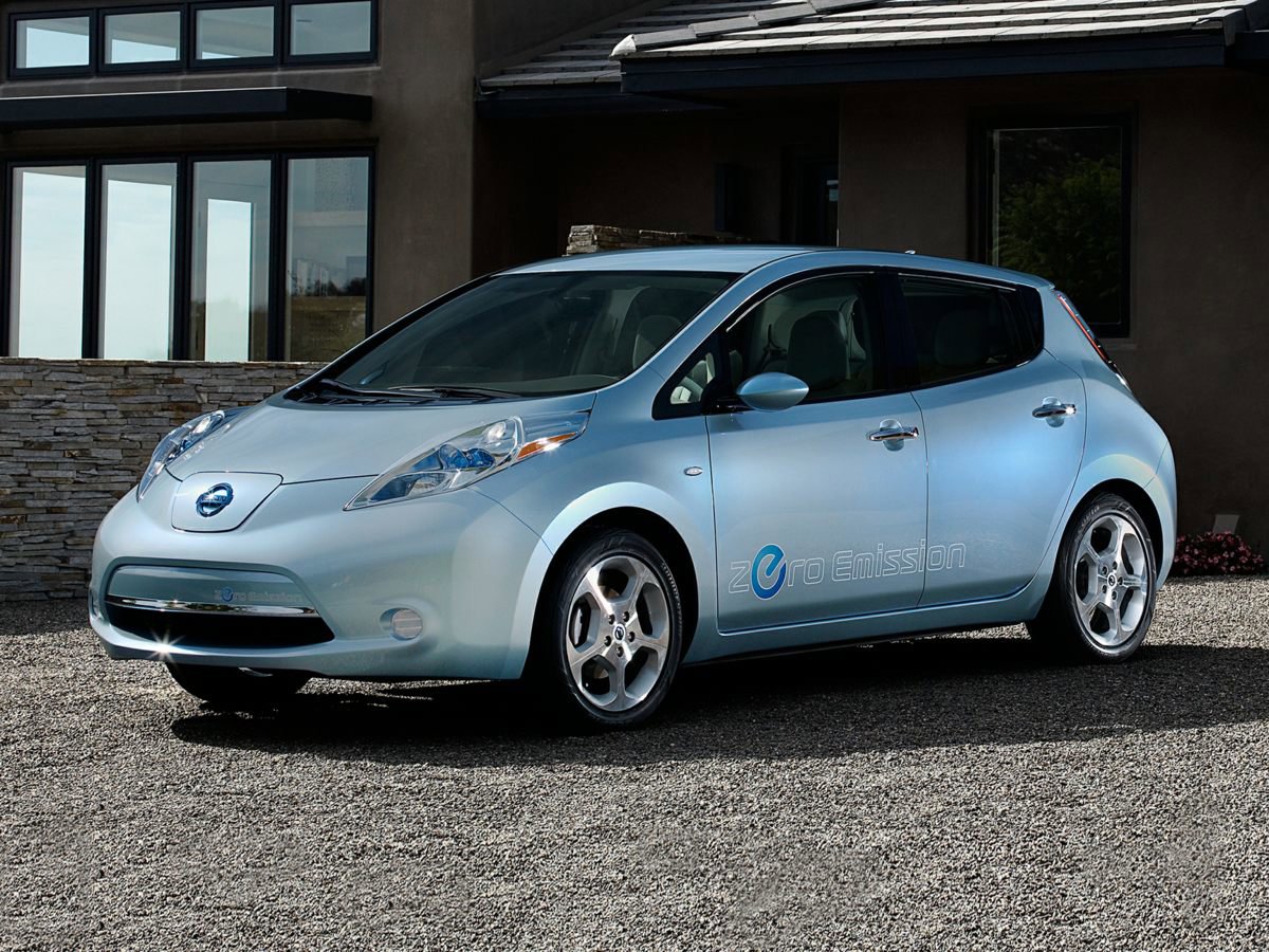 Used 2015 Nissan Leaf S w/ Charge Package FWD image 1